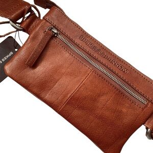 Spikes & Sparrow Leather Crossbody Bag NWT Travel